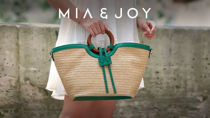 Mia & joy