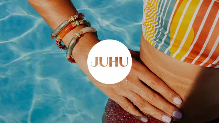 Wearing Juhu