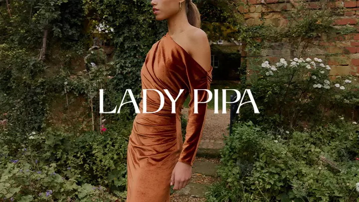 Lady Pipa