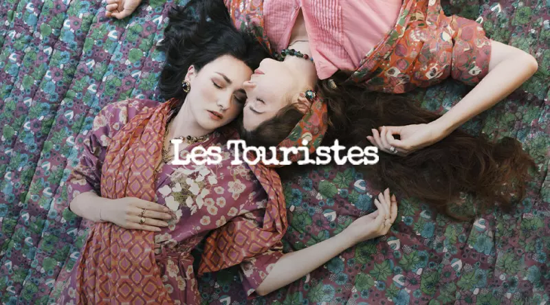 Les Touristes