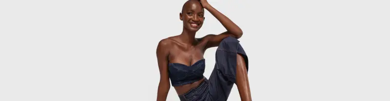 Looks denim tendance pour femme