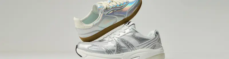 Skechers