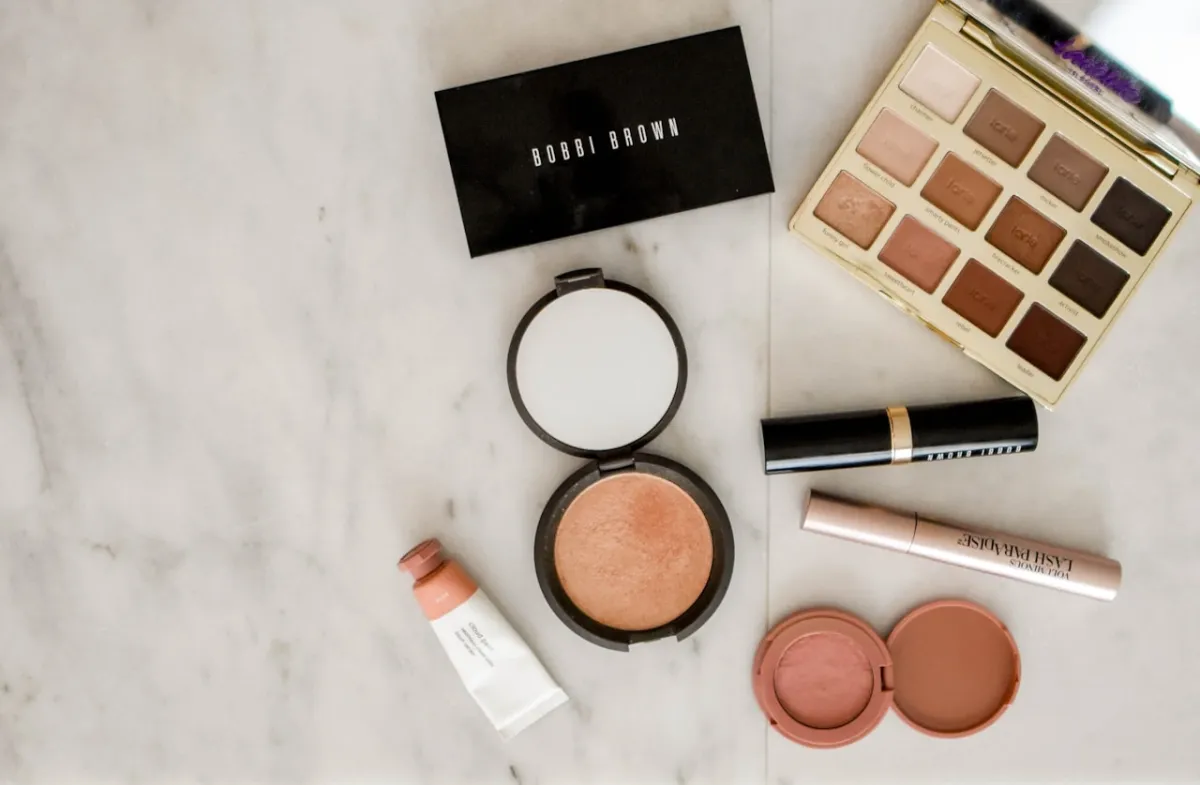 Produits de beauté et cosmétiques maquillage