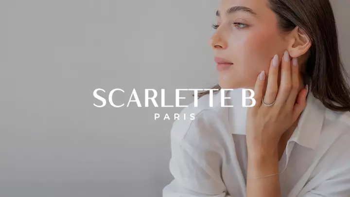 Scarlett B