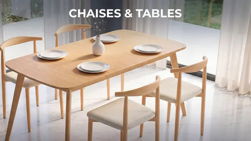 Chaises & Tables