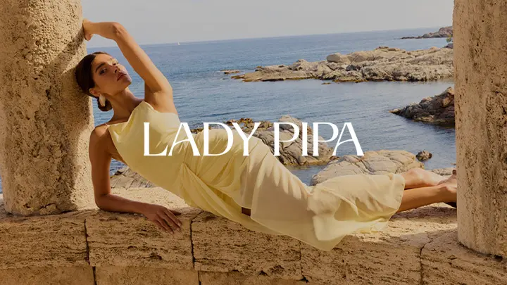 Lady Pipa