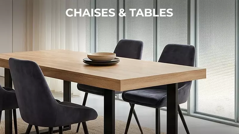 Chaises & Tables